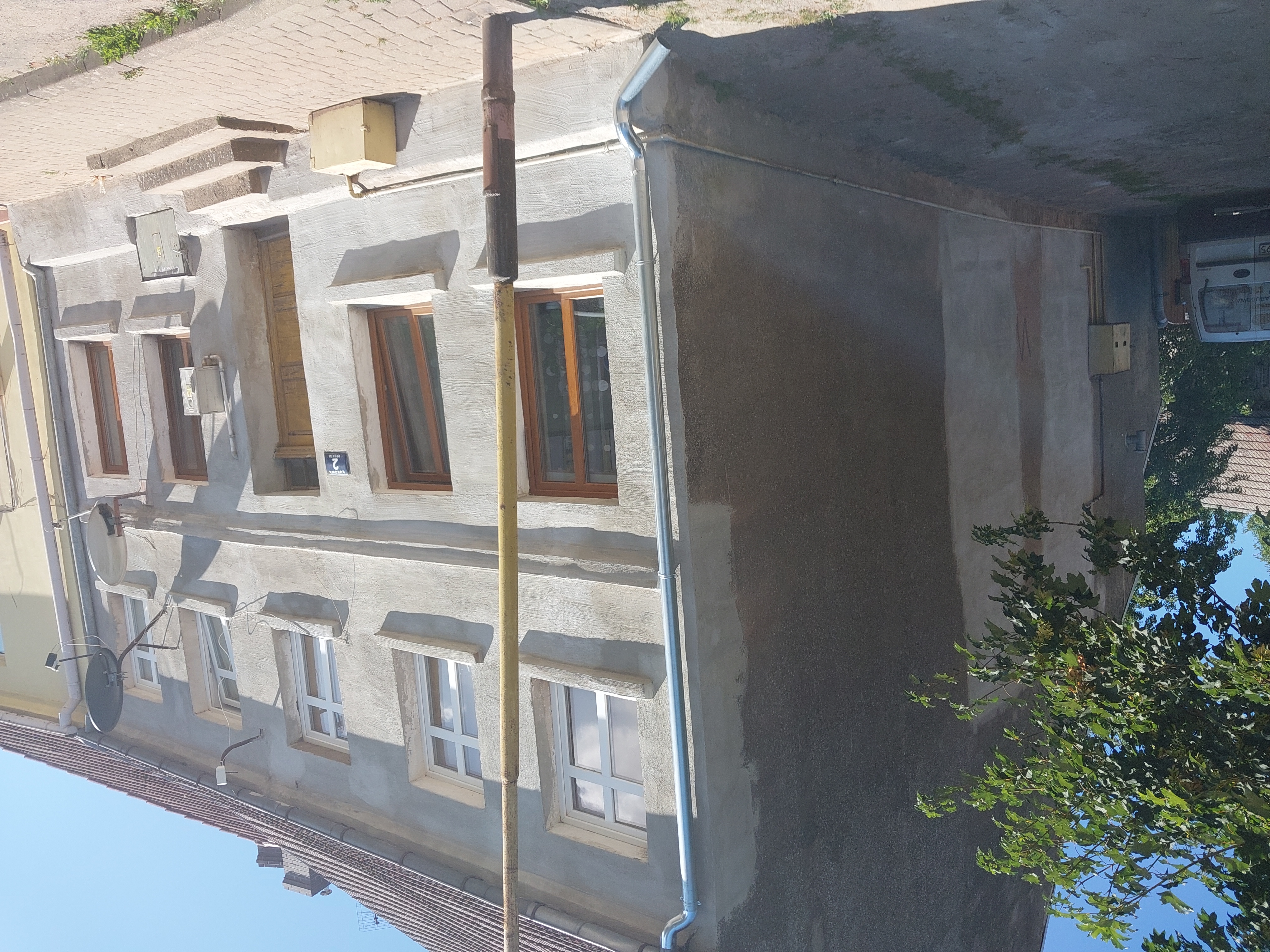Łukowa 2- szycie budynku zakończone.